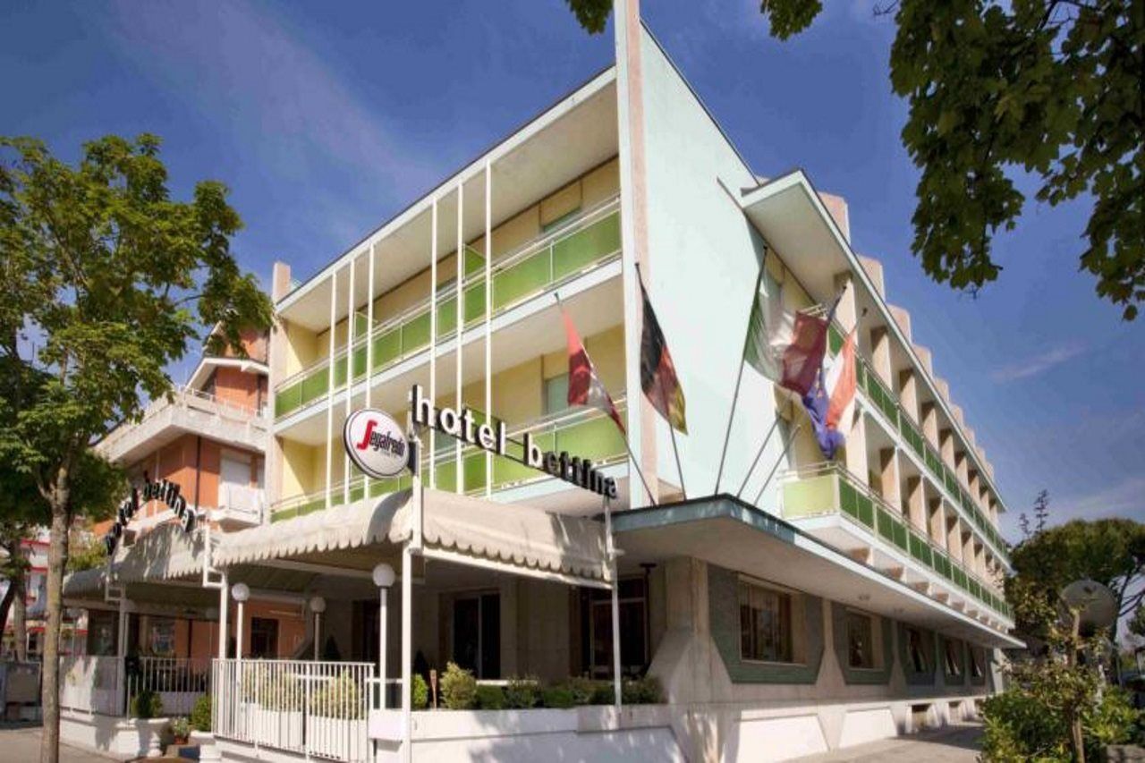 Hotel Bettina Лидо ди Йезоло Екстериор снимка